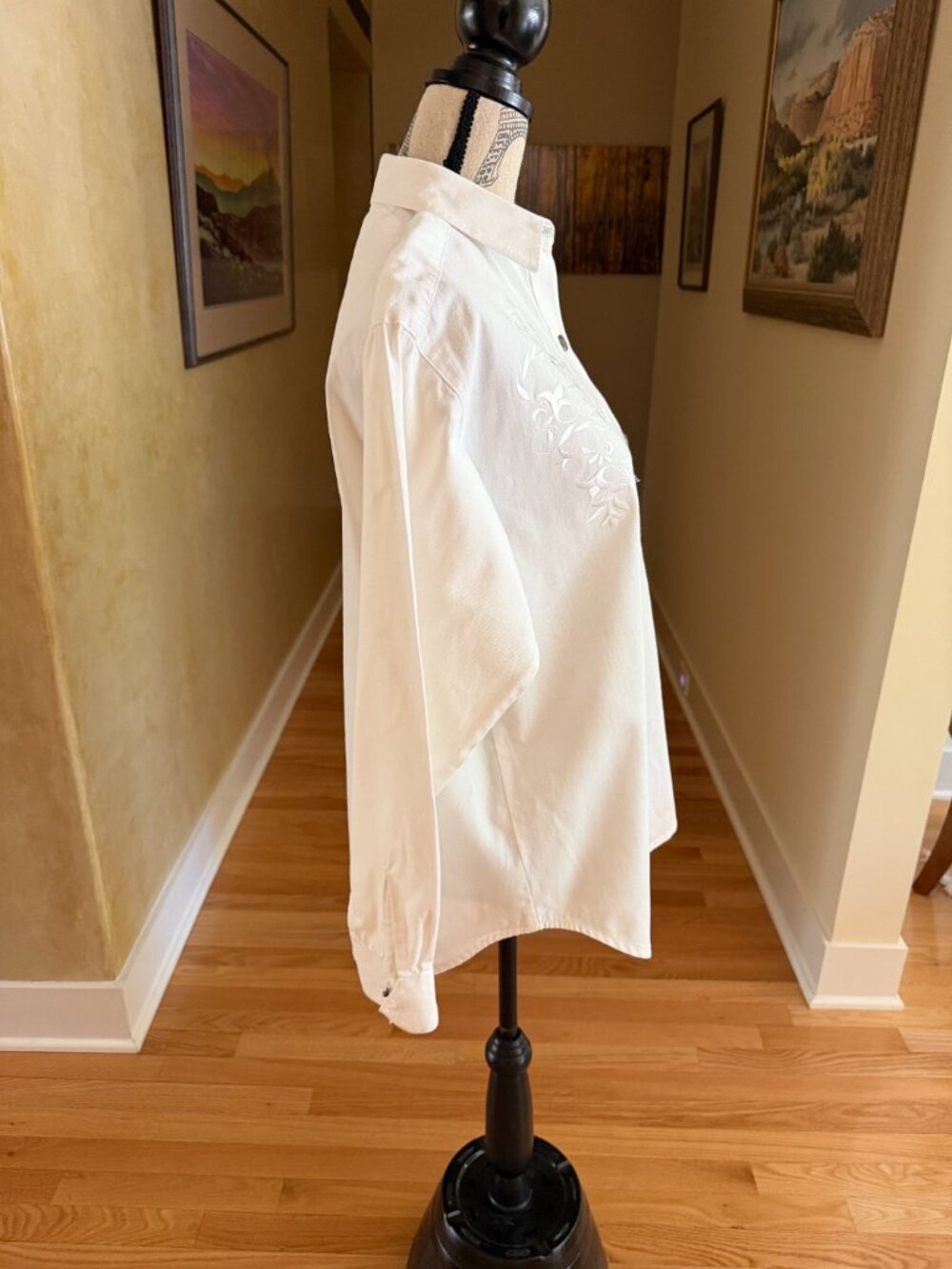 Vintage Lucchese White Cotton Embroidered Shirt Size Medium - Picture 6 of 10
